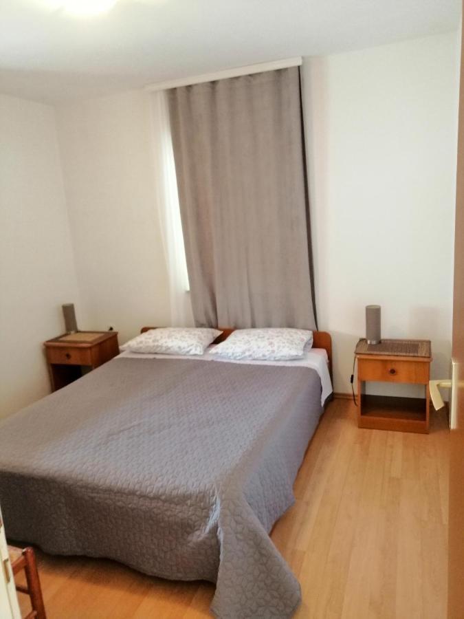 Pet Friendly Apartments Licul 拉巴克 外观 照片